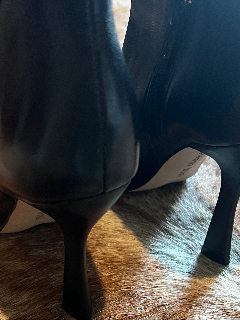 Gianni Bini Classic Black Pointed Toe Ankle Boots - Picture 4 of 5